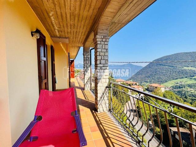 Appartamento in vendita a Vigolo, Lombardia
