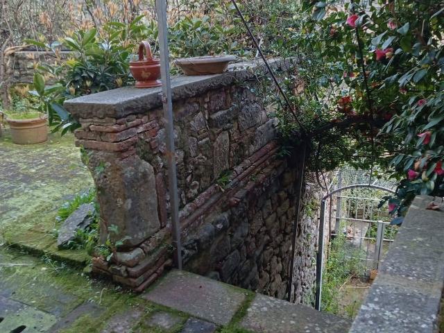 Appartamento in vendita a Guzzano, Villa Basilica