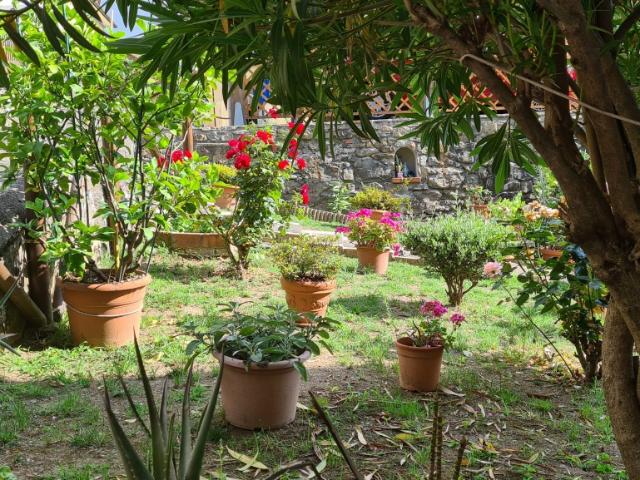 Appartamento in vendita a Guzzano, Villa Basilica