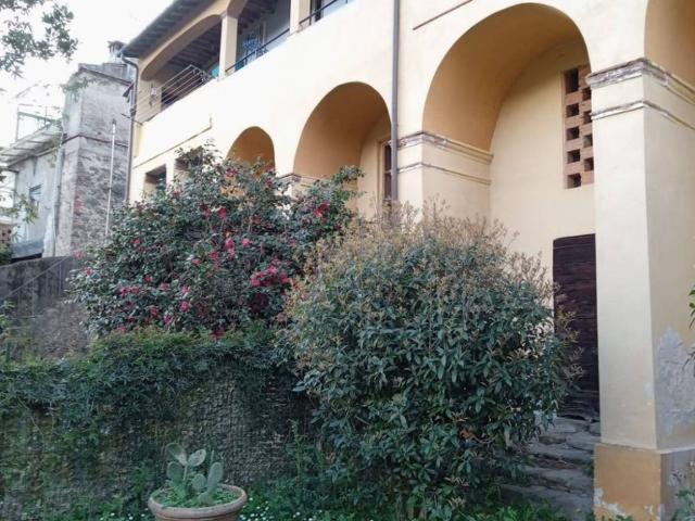 Appartamento in vendita a Guzzano, Villa Basilica