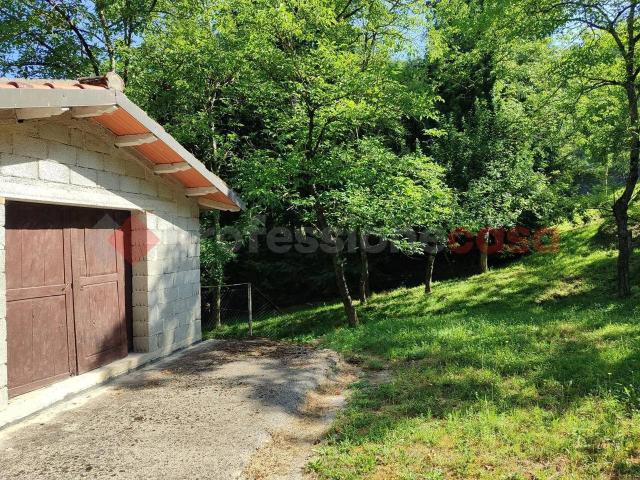 Appartamento in vendita a Unione Comuni Garfagnana, Villa Collemandina