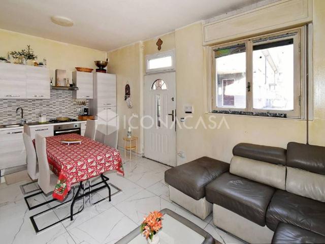 Appartamento in vendita a Villa Cortese, Lombardia