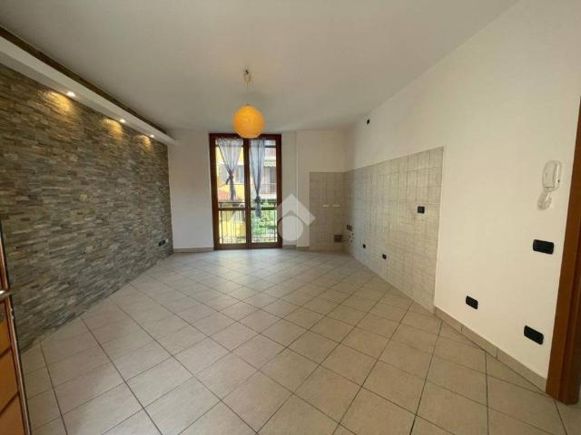 Appartamento in vendita a Villa Cortese, Lombardia