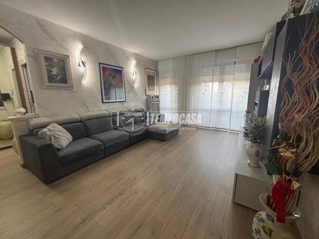 Appartamento in vendita a Villa Cortese, Milano