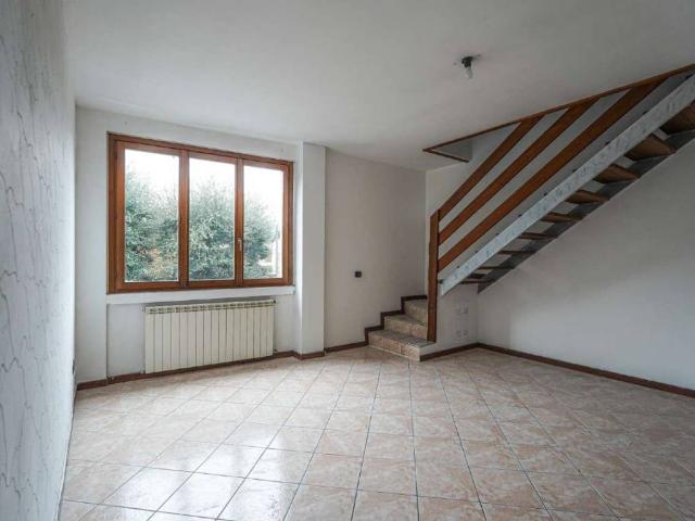 Appartamento in vendita a Villa D'adda, Lombardia