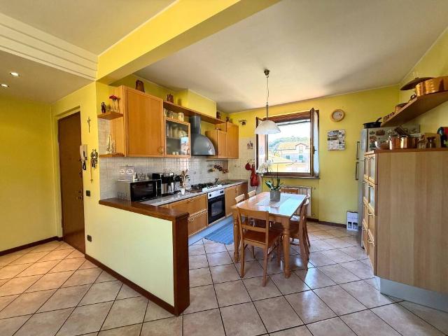 Appartamento in vendita a Villa D'adda, Lombardia