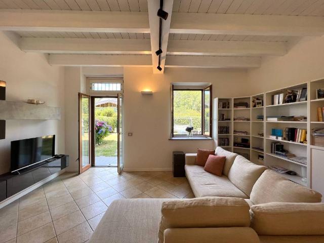 Appartamento in vendita a Villa D'adda, Lombardia