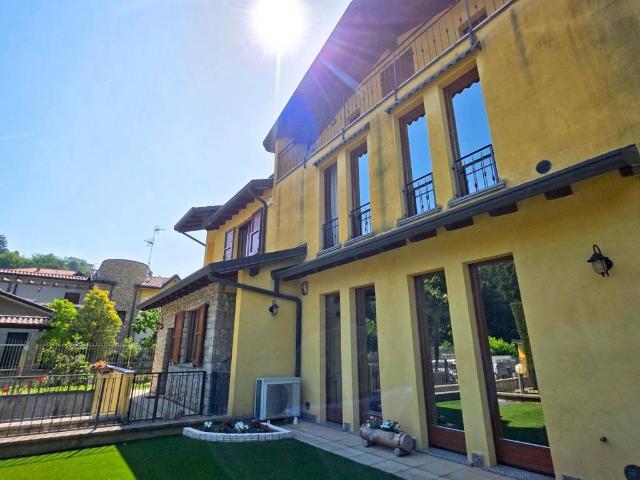 Appartamento in vendita a Villa D'adda, Lombardia