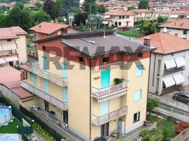 Appartamento in vendita a Villa D'adda, Lombardia
