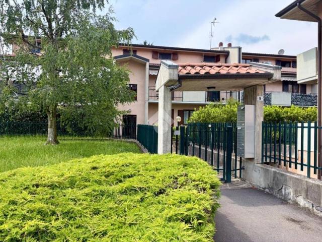 Appartamento in vendita a Villa D'adda, Lombardia