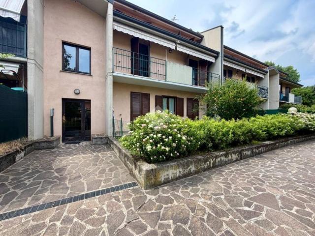 Appartamento in vendita a Villa D'adda, Lombardia