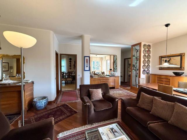 Appartamento in vendita a Villa D'adda, Lombardia
