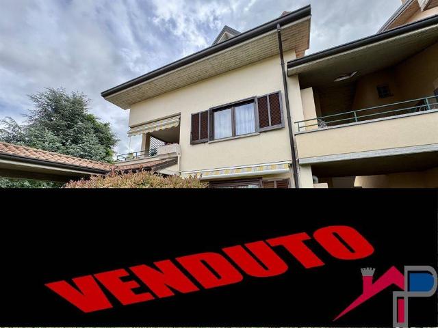 Appartamento in vendita a Villa D'adda, Lombardia