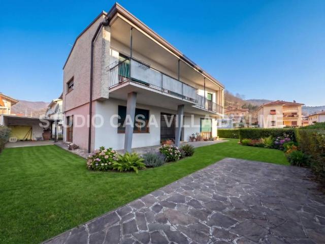 Appartamento in vendita a Villa D'almè, Lombardia