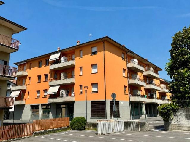 Appartamento in vendita a Bruntino, Villa D'almè