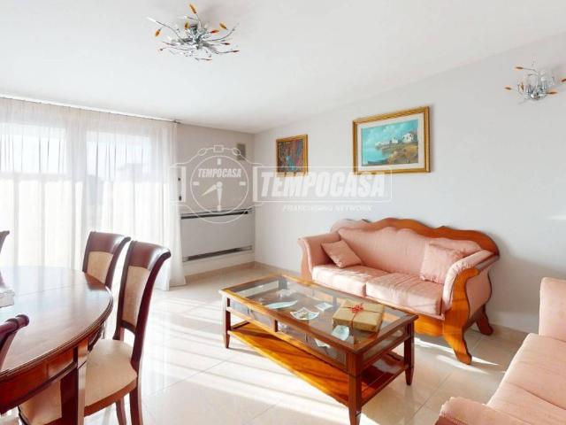 Appartamento in vendita a Villa Di Briano, Campania