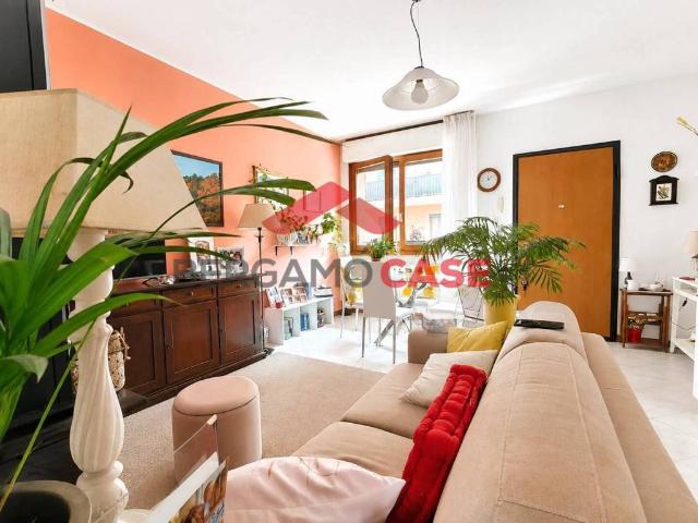 Appartamento in vendita a Villa Di Serio, Lombardia