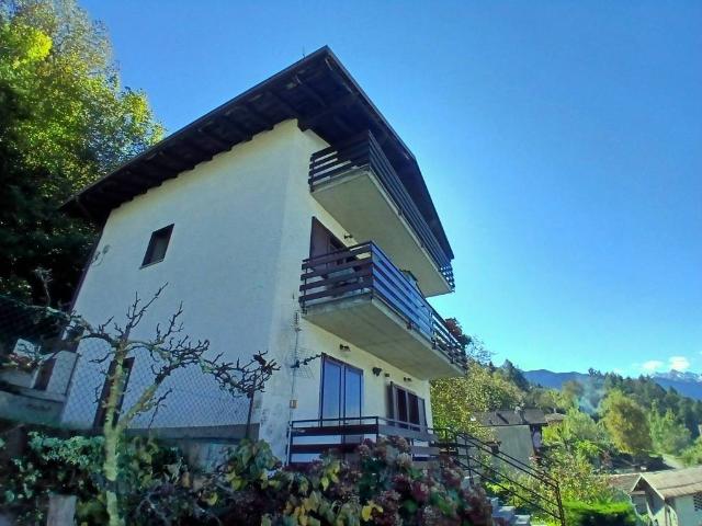 Appartamento in vendita a Villa Di Tirano, Lombardia