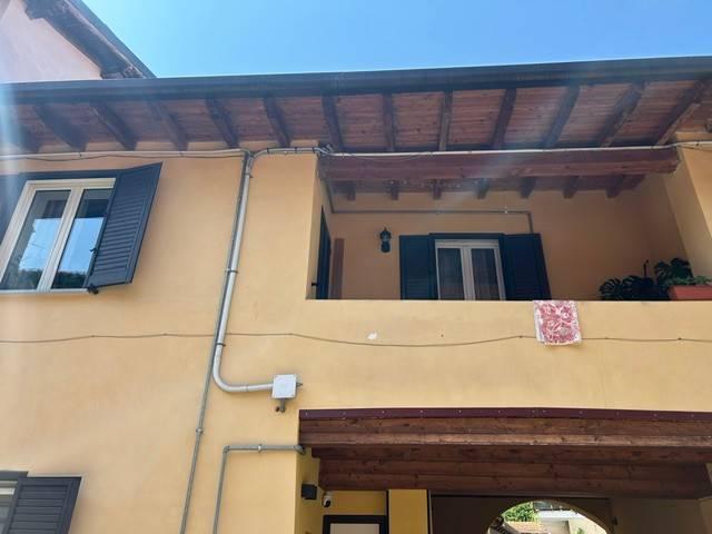 Appartamento in vendita a Maccio, Villa Guardia