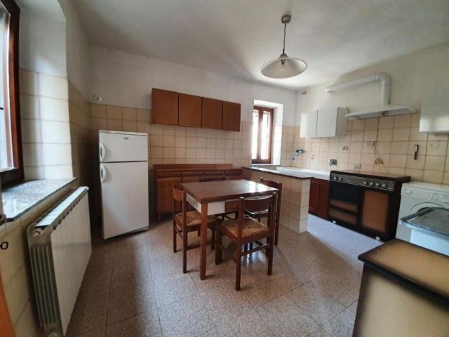 Appartamento in vendita a Appennino Reggiano, Re
