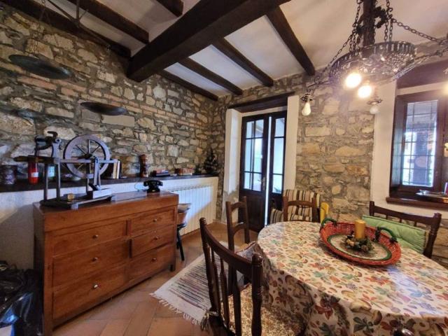 Appartamento in vendita a Appennino Reggiano, Re