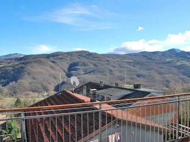 Appartamento in vendita a Appennino Reggiano, Re