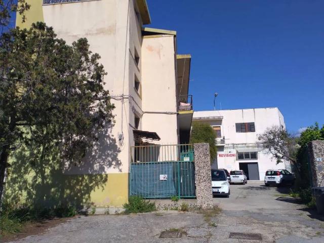 Appartamento in vendita a Calabria, Reggio Calabria