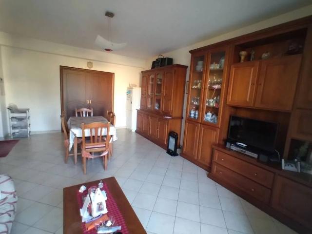 Appartamento in vendita a Calabria, Reggio Calabria