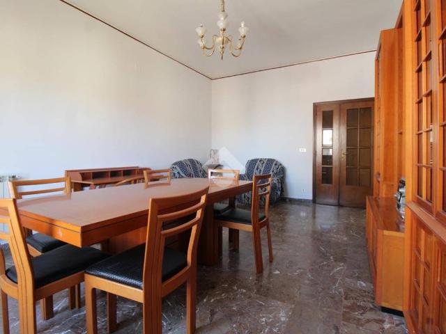 Appartamento in vendita a Calabria, Reggio Calabria