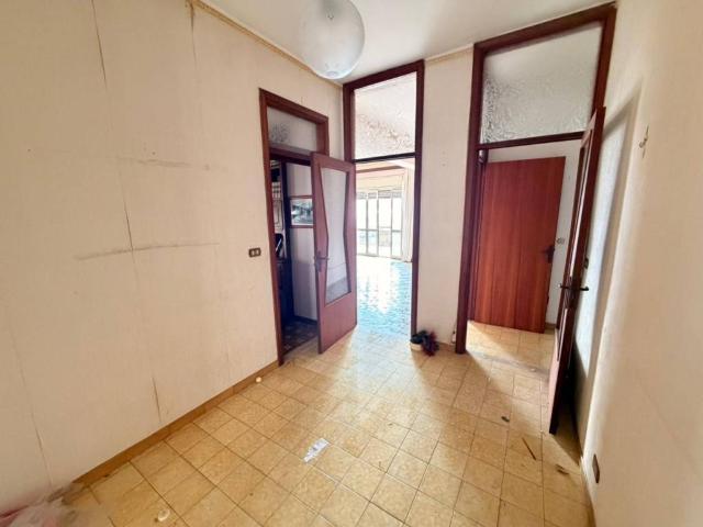 Appartamento in vendita a Calabria, Reggio Calabria