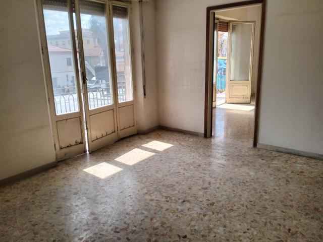 Appartamento in vendita a Calabria, Reggio Calabria