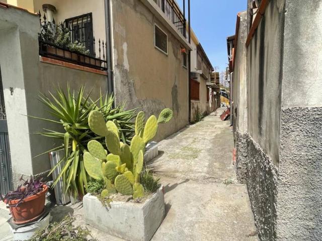 Appartamento in vendita a Calabria, Reggio Calabria