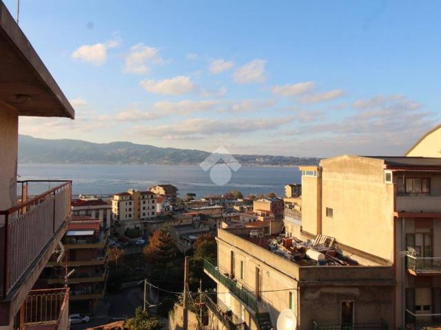 Appartamento in vendita a Calabria, Reggio Calabria