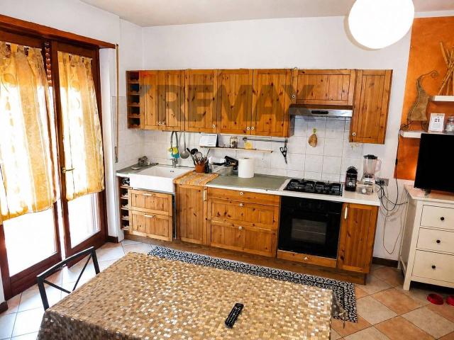 Appartamento in vendita a Villafranca Di Verona, Veneto