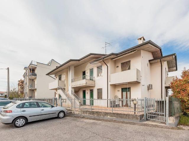 Appartamento in vendita a Villafranca Di Verona, Veneto