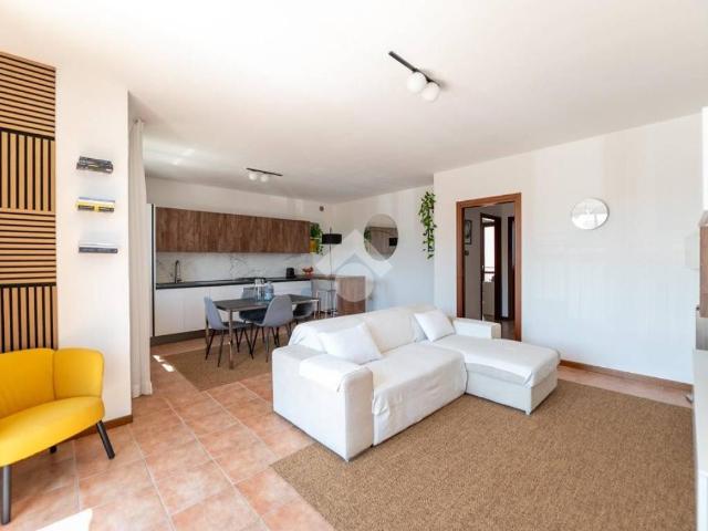 Appartamento in vendita a Ognissanti, Villafranca Di Verona