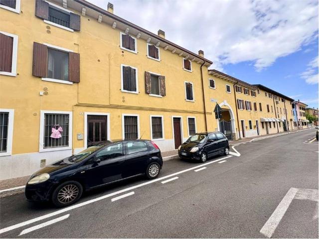 Appartamento in vendita a Villafranca Di Verona, Veneto