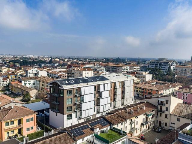 Appartamento in vendita a Villafranca Di Verona, Veneto