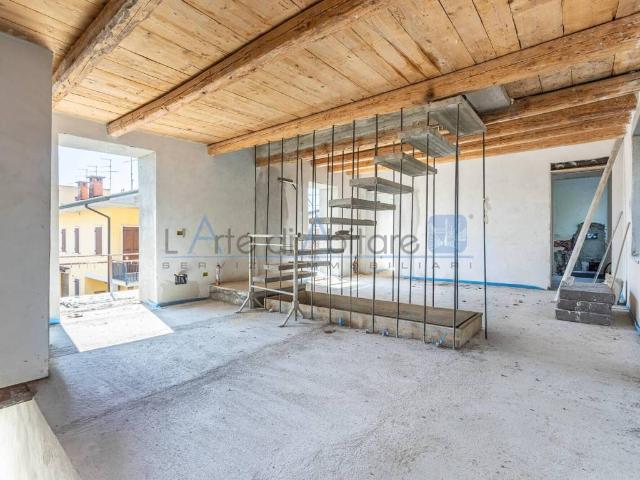 Appartamento in vendita a Villafranca Di Verona, Veneto