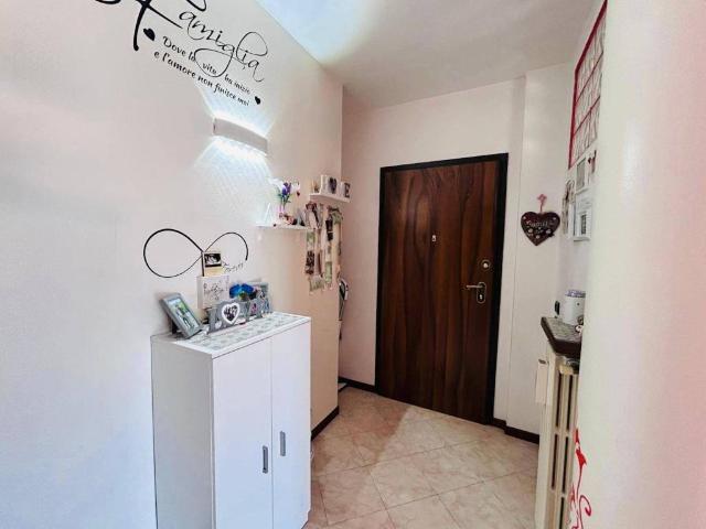 Appartamento in vendita a Villafranca Di Verona, Veneto
