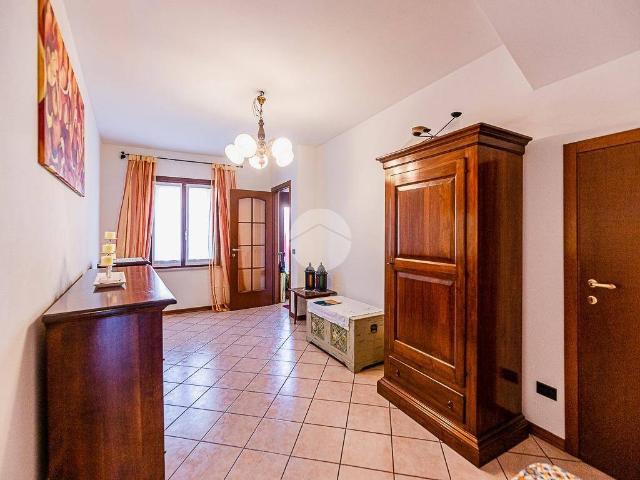 Appartamento in vendita a Villafranca Di Verona, Veneto