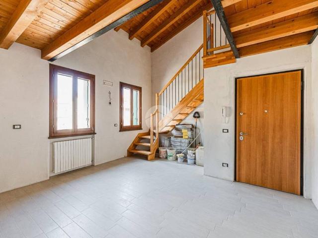 Appartamento in vendita a Villafranca Di Verona, Veneto