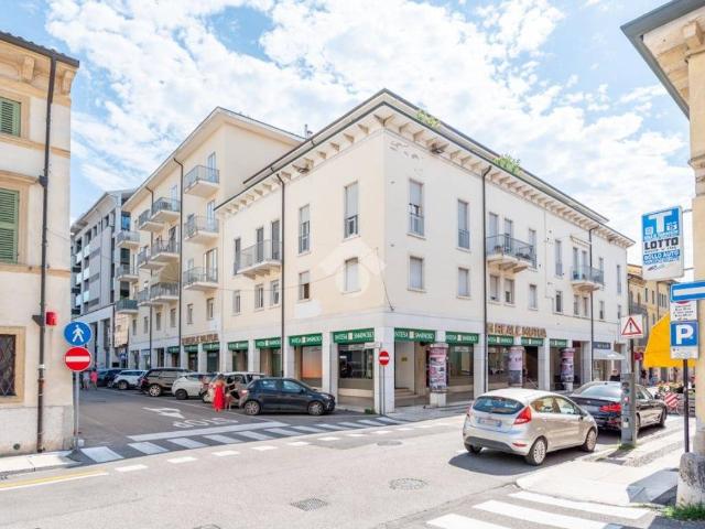 Appartamento in vendita a Villafranca Di Verona, Veneto
