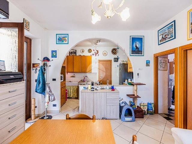 Appartamento in vendita a Villafranca Di Verona, Veneto