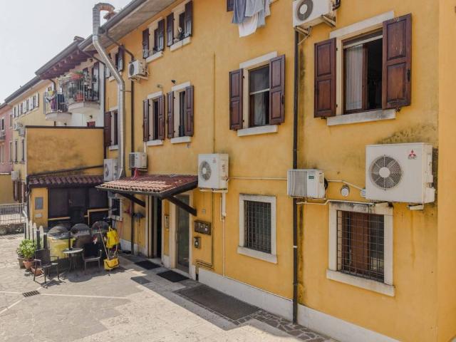 Appartamento in vendita a Villafranca Di Verona, Veneto