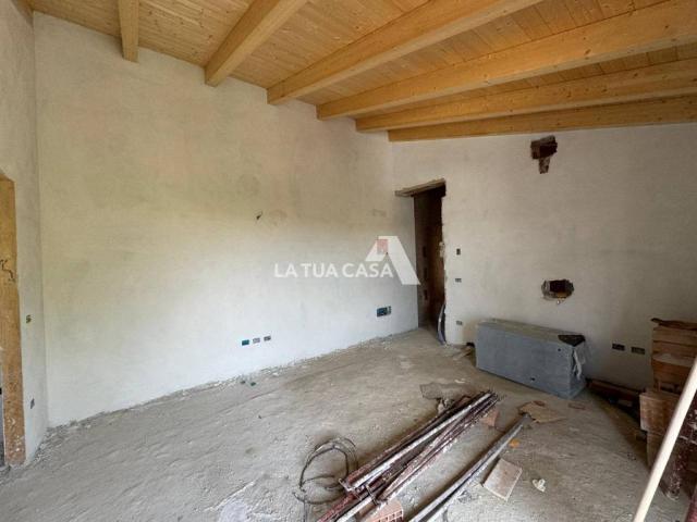 Appartamento in vendita a Pizzoletta, Villafranca di Verona