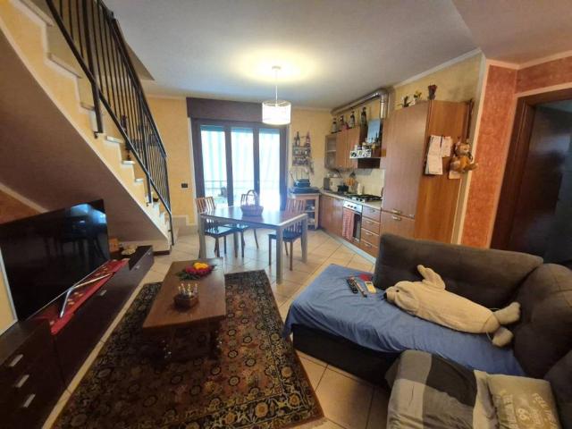 Appartamento in vendita a Villafranca Di Verona, Veneto
