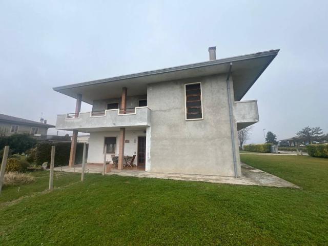 Appartamento in vendita a Villaga, Veneto