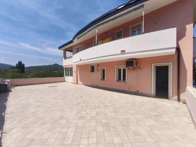 Appartamento in vendita a Villanova D'albenga, Liguria