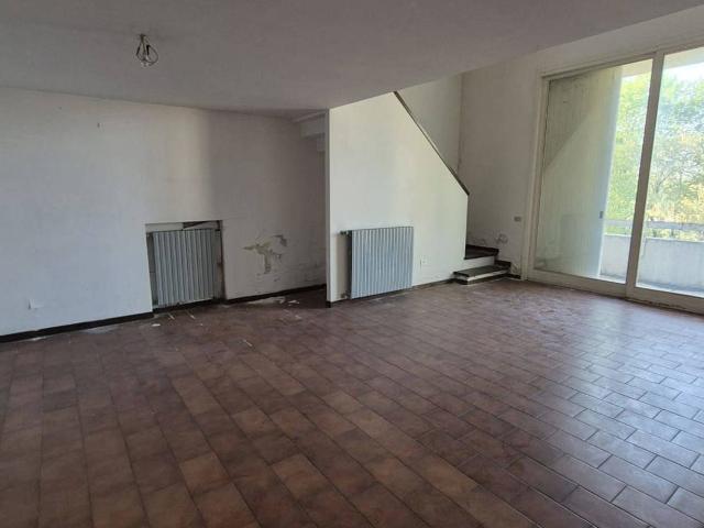 Appartamento in vendita a Villanova Sull'arda, Reggio Emilia